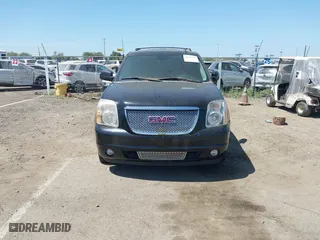 2008 GMC Yukon Denali with VIN 1GKFK63848J210877, listed as a IAAI auction lot 42096972 with 144,467 mi miles. Bid and sale history available at carsss.com. Image 13.