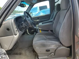 2005 Chevrolet Suburban LS с VIN 3GNEC16Z55G286463, выставлен на аукционе Copart как лот 61260555 с пробегом 255 049 миль миль и Списание • Salvage title. История ставок и продаж доступна на DreamBid. Изображение 7.