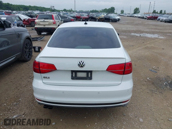 2017 Volkswagen Jetta GLI z VIN 3VW4T7AJ8HM349440, wystawiony jako IAAI lot #42491919 z przebiegiem 141 764 mil mil oraz . Historia ofert i sprzedaży dostępna na DreamBid. Obrazek 17.
