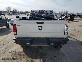 2018 Ram 2500 Tradesman with VIN 3C6UR5CL7JG108890, listed as a Copart auction lot 44032475 with 243,606 mi miles and Salvage Title. Bid and sale history available at carsss.com. Image 6.