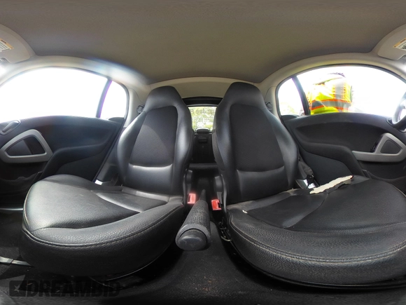 2014 Smart fortwo Pure with VIN WMEEJ3BA2EK733819, listed as a IAAI auction lot 42041305 with 69,018 mi miles and . Bid and sale history available at DreamBid. Image 19.