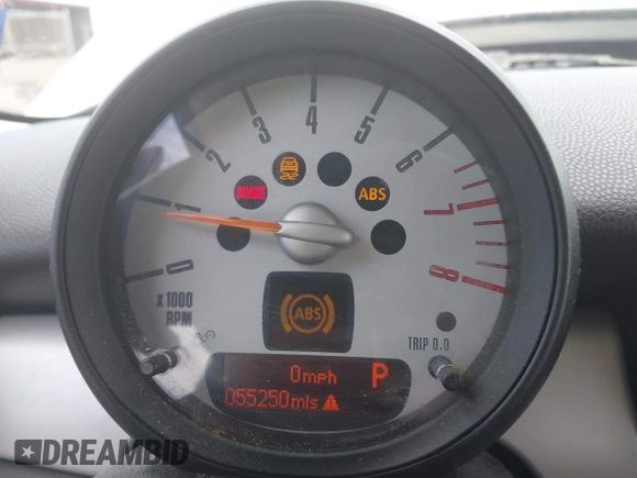 2012 MINI Hardtop with VIN WMWSU3C54CT262450, listed as a IAAI auction lot 42148430 with 55,250 mi miles and . Bid and sale history available at DreamBid. Image 7.