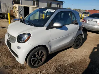 2017 Smart fortwo Pure with VIN WMEFJ5DA6HK219988, listed as a Copart auction lot 71891414 with 9,731 mi miles and Clean Title. Bid and sale history available at DreamBid. Image 1.