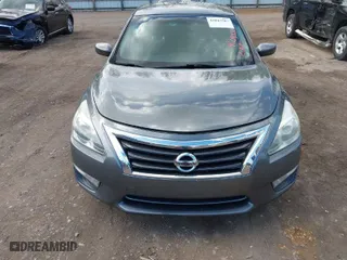 2015 Nissan Altima 2.5 SL with VIN 1N4AL3AP9FN367814, listed as a IAAI auction lot 42043507 with 208,945 mi miles. Bid and sale history available at carsss.com. Image 6.