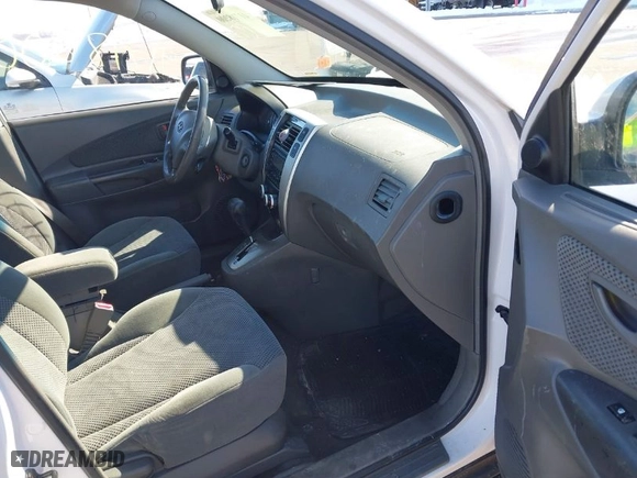 2006 Hyundai Tucson GLS with VIN KM8JN72D46U261305, listed as a IAAI auction lot 41718200 with 185,328 mi miles. Bid and sale history available at carsss.com. Image 5.