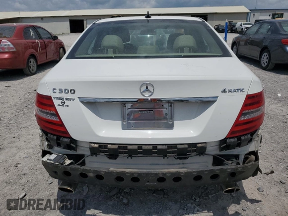 2013 Mercedes-Benz C 300 Sport с VIN WDDGF8AB8DG146385, выставлен на аукционе Copart как лот 60044345 с пробегом 86 768 миль миль и Чистый • Clean title. История ставок и продаж доступна на DreamBid. Изображение 6.