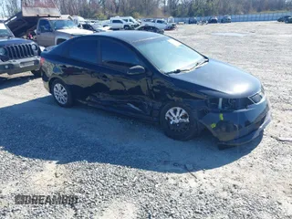 2012 Kia Forte EX with VIN KNAFU4A22C5585500, listed as a IAAI auction lot 41734276 with 132,771 mi miles. Bid and sale history available at carsss.com. Image 1.