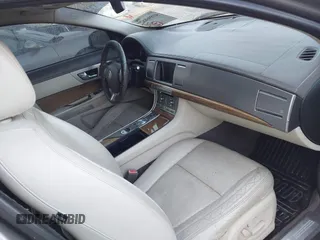 2009 Jaguar XF with VIN SAJWA07C991R01450, listed as a IAAI auction lot 41896882 with 163,857 mi miles and . Bid and sale history available at DreamBid. Image 5.