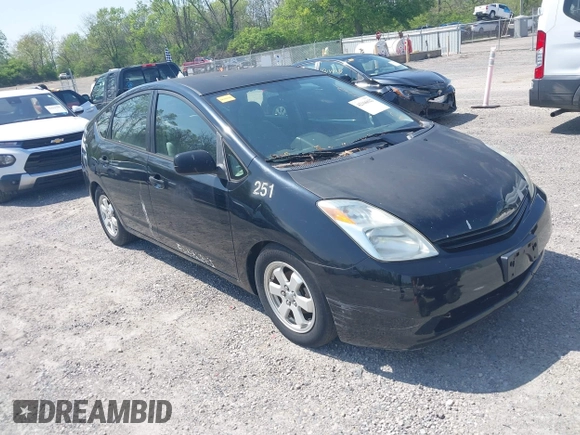 2005 Toyota Prius with VIN JTDKB22U253065002, listed as a IAAI auction lot 42166622 with 156,579 mi miles. Bid and sale history available at carsss.com. Image 1.