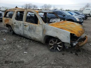 2010 GMC Yukon XL z VIN 1GKUCMEF0AR200343, wystawiony jako Copart lot #44949795 z przebiegiem Nie podano mil oraz Nie do naprawy. Historia ofert i sprzedaży dostępna na DreamBid. Obrazek 4.
