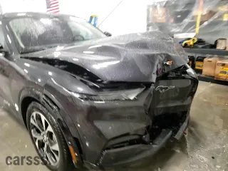 2022 Ford Mustang Mach-E Premium with VIN 3FMTK3SU4NMA41675, listed as a Copart auction lot 43834155 with 45,037 mi miles and Non Repairable. Bid and sale history available at carsss.com. Image 14.