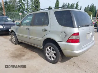 2001 Mercedes-Benz M 320/430/500 with VIN 4JGAB72E61A265531, listed as a IAAI auction lot 42467743 with Not provided miles and . Bid and sale history available at DreamBid. Image 3.