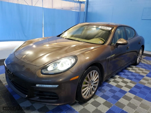 2014 Porsche Panamera S E-Hybrid with VIN WP0AD2A75EL044548, listed as a Copart auction lot 47578765 with 86,758 mi miles and Clean Title. Bid and sale history available at carsss.com. Image 1.