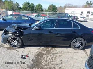 2022 Mercedes-Benz C 300 with VIN W1KAF4HB8NR053120, listed as a IAAI auction lot 39848807 with 26,483 mi miles and . Bid and sale history available at DreamBid. Image 14.
