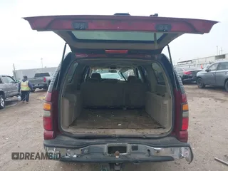 2006 Chevrolet Suburban LS w/1WT with VIN 1GNEC16Z66J170138, listed as a IAAI auction lot 41712685 with 240,643 mi miles. Bid and sale history available at carsss.com. Image 16.