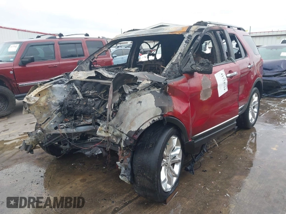 2014 Ford Explorer XLT with VIN 1FM5K7D82EGB58052, listed as a IAAI auction lot 41774734 with 148,612 mi miles. Bid and sale history available at carsss.com. Image 2.