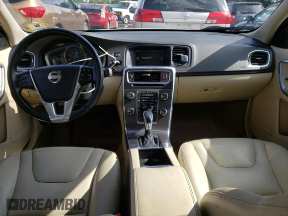 2015 Volvo S60 T5 Drive-E Premier with VIN YV126MFB7F2301301, listed as a Copart auction lot 68088923 with 103,879 mi miles. Bid and sale history available at carsss.com. Image 8.