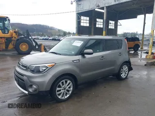 2018 Kia Soul + with VIN KNDJP3A50J7535785, listed as a IAAI auction lot 41933938 with 112,282 mi miles. Bid and sale history available at carsss.com. Image 17.