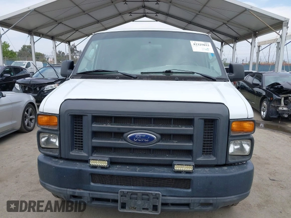 2008 Ford Econoline Cargo Commercial z VIN 1FTNE14W88DA02336, wystawiony jako IAAI lot #42325033 z przebiegiem 196 923 mil mil oraz . Historia ofert i sprzedaży dostępna na DreamBid. Obrazek 12.