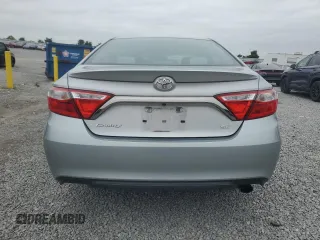 2015 Toyota Camry XLE z VIN 4T1BF1FK2FU043676, wystawiony jako Copart lot #55068485 z przebiegiem 120 629 mil mil oraz Szkoda całkowita • Salvage title. Historia ofert i sprzedaży dostępna na DreamBid. Obrazek 6.