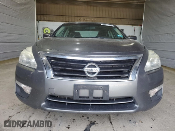 2015 Nissan Altima S with VIN 1N4AL3AP0FN372903, listed as a Copart auction lot 48531575 with 130,836 mi miles and Salvage Title. Bid and sale history available at DreamBid. Image 5.