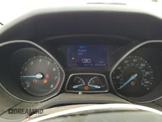 2013 Ford Focus SE with VIN 1FADP3F21DL260506, listed as a Copart auction lot 59738725 with 164,166 mi miles and Clean title. Bid and sale history available at DreamBid. Image 9.