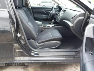 2017 Nissan Altima S z VIN 1N4AL3AP7HC473175, wystawiony jako IAAI lot #41980323 z przebiegiem 162 100 mil mil oraz . Historia ofert i sprzedaży dostępna na DreamBid. Obrazek 5.
