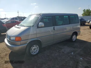 2000 Volkswagen EuroVan с VIN WV2MH4703YH013265, выставлен на аукционе Copart как лот 59003645 с пробегом Не указан миль и Списание • Salvage title. История ставок и продаж доступна на DreamBid. Изображение 1.