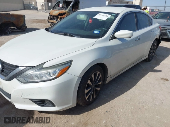 2017 Nissan Altima SV with VIN 1N4AL3APXHC188261, listed as a IAAI auction lot 41719138 with 180,797 mi miles and . Bid and sale history available at DreamBid. Image 2.