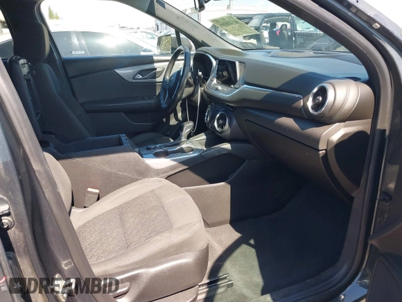2019 Chevrolet Blazer with VIN 3GNKBCRSXKS614341, listed as a IAAI auction lot 41750561 with 60,345 mi miles and . Bid and sale history available at DreamBid. Image 5.