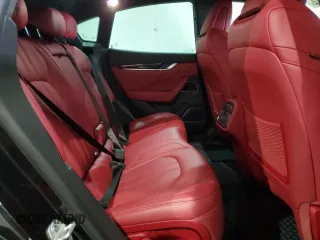 2022 Maserati Levante with VIN ZN661YUM1NX400441, listed as a Copart auction lot 84326324 with 11,966 mi miles and Salvage title. Bid and sale history available at DreamBid. Image 11.
