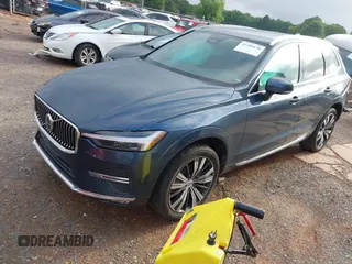 2022 Volvo XC60 Inscription with VIN YV4L12DL2N1905235, listed as a IAAI auction lot 42384130 with 44,727 mi miles and . Bid and sale history available at DreamBid. Image 17.