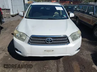 2008 Toyota Highlander Hybrid with VIN JTEEW41A982021654, listed as a IAAI auction lot 42000165 with 224,786 mi miles. Bid and sale history available at carsss.com. Image 6.