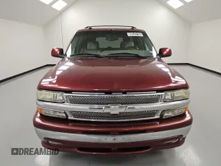 2003 Chevrolet Suburban LT with VIN 1GNFK16Z83J228298, listed as a Copart auction lot 56543165 with 214,110 mi miles and Clean title. Bid and sale history available at DreamBid. Image 5.