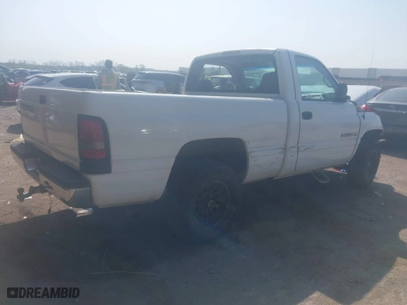 2001 Dodge Ram 1500 Work Special with VIN 1B7HC16X21S131067, listed as a IAAI auction lot 41912674 with 1 mi miles. Bid and sale history available at carsss.com. Image 4.