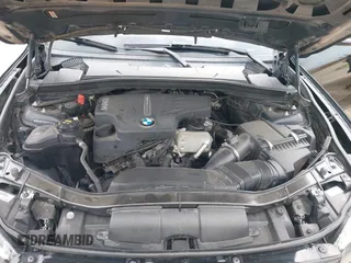 2015 BMW X1 sDrive28i z VIN WBAVM1C58FV314530, wystawiony jako IAAI lot #42184209 z przebiegiem 148 619 mil mil oraz . Historia ofert i sprzedaży dostępna na DreamBid. Obrazek 10.