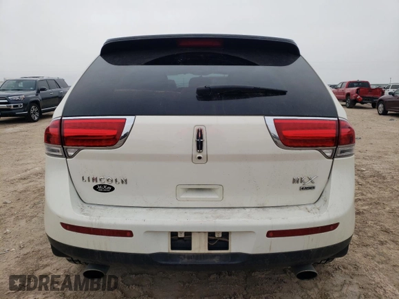 2012 Lincoln MKX with VIN 2LMDJ8JKXCBL19695, listed as a Copart auction lot 43960855 with 94,151 mi miles and Salvage Title. Bid and sale history available at DreamBid. Image 6.