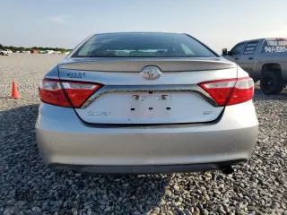 2015 Toyota Camry XLE z VIN 4T1BF1FK6FU058827, wystawiony jako Copart lot #56230185 z przebiegiem 202 052 mil mil oraz Szkoda całkowita • Salvage title. Historia ofert i sprzedaży dostępna na DreamBid. Obrazek 6.