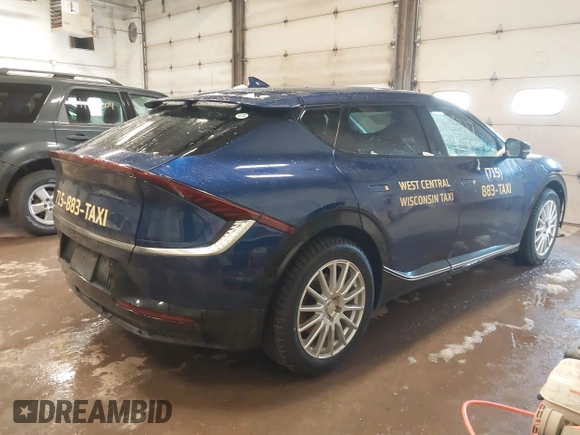 2023 Kia EV6 Wind with VIN KNDC3DLC0P5138765, listed as a IAAI auction lot 41915327 with 79,757 mi miles and . Bid and sale history available at DreamBid. Image 4.
