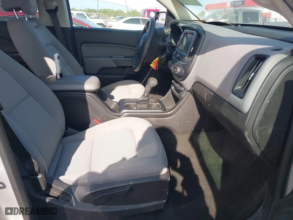 2018 Chevrolet Colorado 2WD Work Truck with VIN 1GCGSBEA0J1189525, listed as a IAAI auction lot 41898384 with 33,748 mi miles. Bid and sale history available at carsss.com. Image 5.
