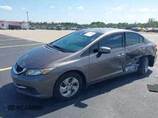 2014 Honda Civic LX z VIN 19XFB2F51EE013227, wystawiony jako IAAI lot #42223609 z przebiegiem 105 181 mil mil oraz . Historia ofert i sprzedaży dostępna na DreamBid. Obrazek 17.
