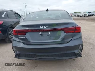 2024 Kia Forte LXS with VIN 3KPF24AD9RE767959, listed as a IAAI auction lot 42037956 with 29,130 mi miles. Bid and sale history available at carsss.com. Image 16.