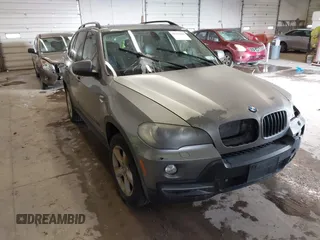2009 BMW X5 30i with VIN 5UXFE43559L272922, listed as a IAAI auction lot 41723504 with 210,793 mi miles. Bid and sale history available at carsss.com. Image 1.