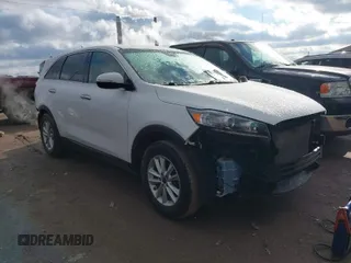 2020 Kia Sorento LX V6 with VIN 5XYPG4A50LG670271, listed as a IAAI auction lot 41582732 with 95,044 mi miles. Bid and sale history available at carsss.com. Image 1.