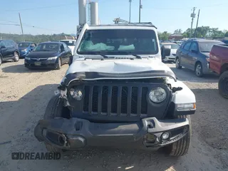 2021 Jeep Gladiator Willys с VIN 1C6HJTAG0ML523351, выставлен на аукционе IAAI как лот 42653040 с пробегом 38 912 миль миль и . История ставок и продаж доступна на DreamBid. Изображение 12.
