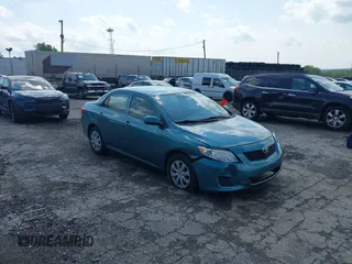 2010 Toyota Corolla z VIN JTDBU4EE9A9105402, wystawiony jako IAAI lot #42474598 z przebiegiem 107 070 mil mil oraz . Historia ofert i sprzedaży dostępna na DreamBid. Obrazek 1.