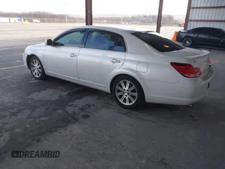 2006 Toyota Avalon XL with VIN 4T1BK36B96U154202, listed as a IAAI auction lot 41503764 with 135,128 mi miles. Bid and sale history available at carsss.com. Image 3.