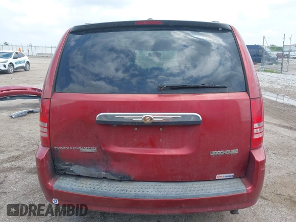 2008 Chrysler Town & Country Touring with VIN 2A8HR54P58R662471, listed as a IAAI auction lot 42457519 with 194,331 mi miles and . Bid and sale history available at DreamBid. Image 17.