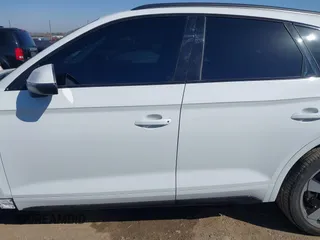 2022 Audi Q5 S line Premium Plus with VIN WA1EAAFY1N2126380, listed as a IAAI auction lot 41782000 with 27,599 mi miles and . Bid and sale history available at DreamBid. Image 15.