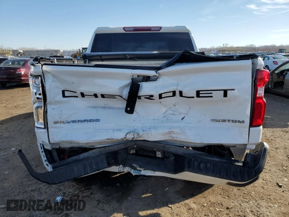 2020 Chevrolet Silverado 1500 Custom with VIN 1GCPWBEHXLZ268335, listed as a Copart auction lot 77532823 with 95,323 mi miles and Non Repairable. Bid and sale history available at carsss.com. Image 6.